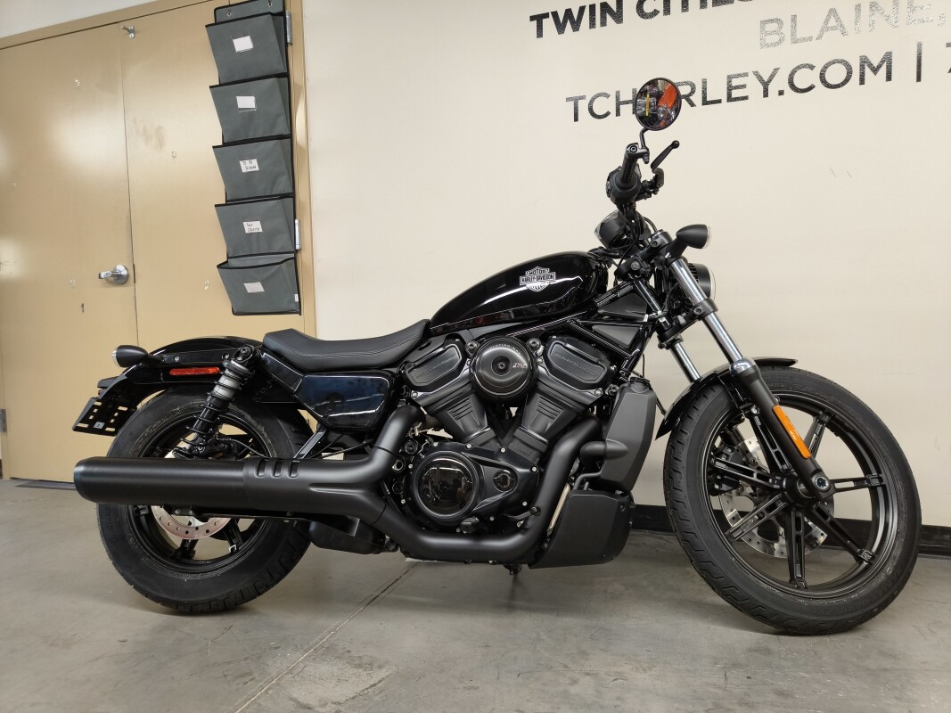 2025 Harley-Davidson Nightster Vivid Black - Photo 2