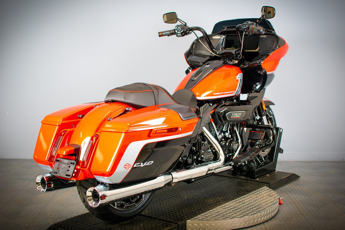 2024 Harley-Davidson CVO Road Glide Legendary Orange - Photo 8