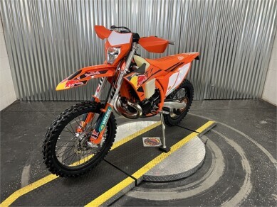 2025 KTM 300 XC-W Champion Edition - Photo 6