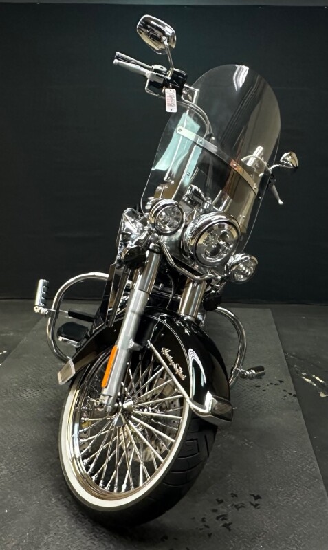 Harley-Davidson Heritage Softail Classic 2008 FLSTC BLACK - Photo 3