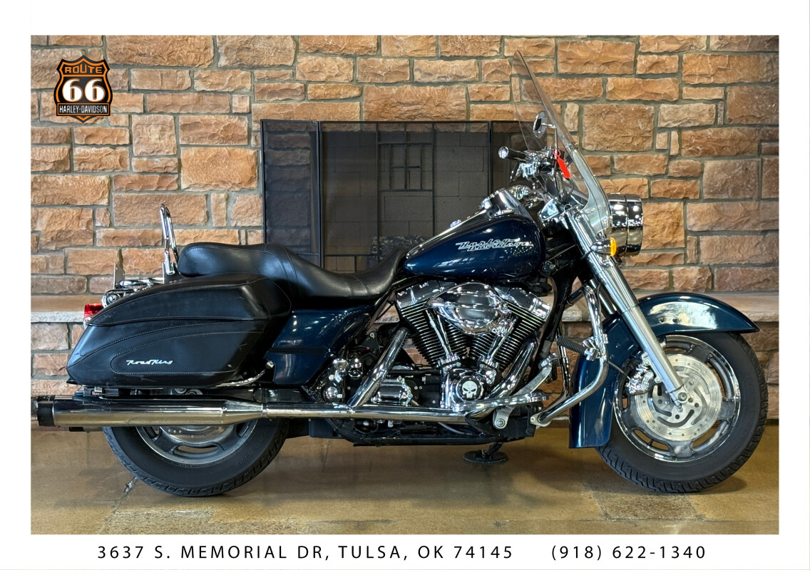 2004 Harley-Davidson Road King Custom LUXURY BLUE