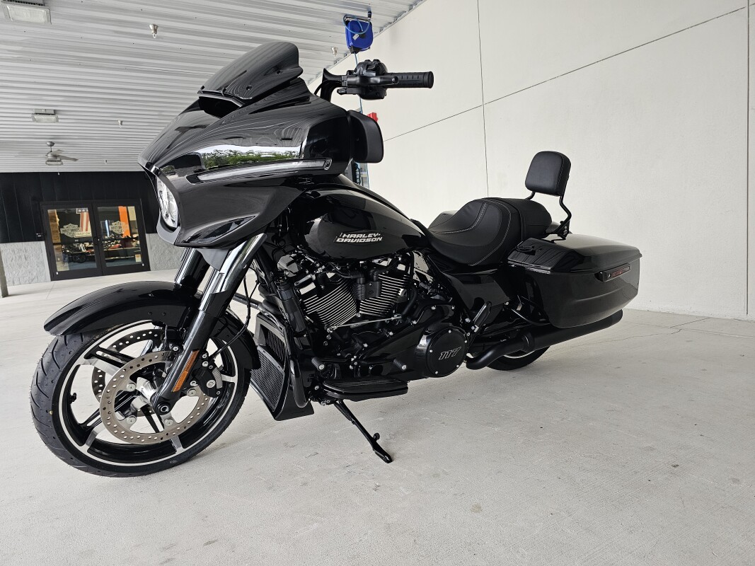 2025 Harley-Davidson Street Glide - Photo 7
