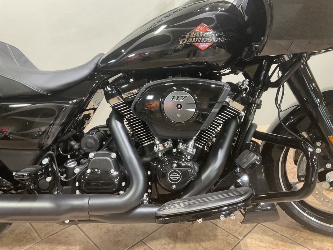 2025 Harley-Davidson Road Glide Midnight Firestorm - Black Finish FLTRX - Photo 2