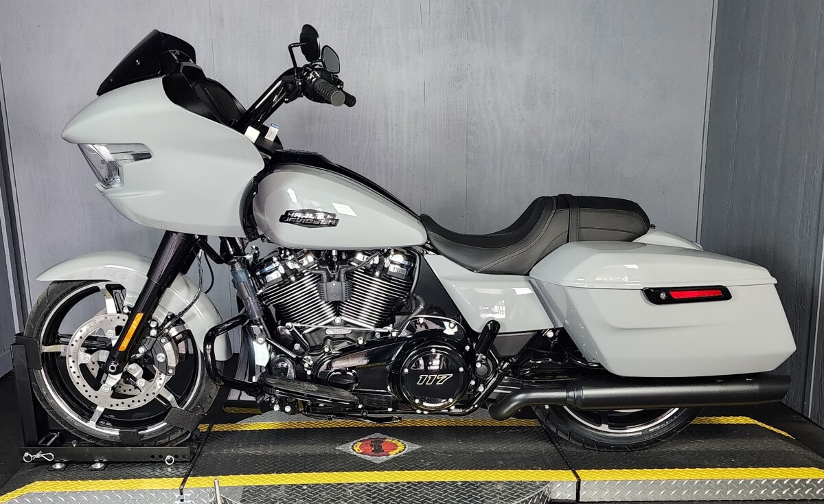2025 Harley-Davidson Road Glide FLTRX BILLIARD GRAY - Photo 3