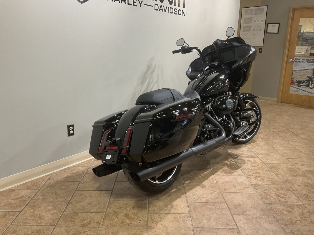 2025 Harley-Davidson Road Glide Midnight Firestorm - Black Finish FLTRX - Photo 4