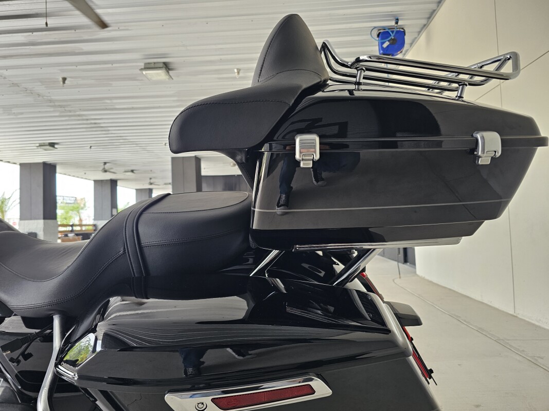 2025 Harley-Davidson Street Glide Ultra - Photo 10