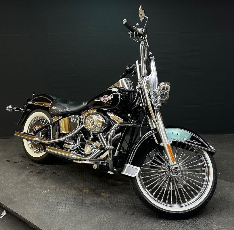 Harley-Davidson Heritage Softail Classic 2008 FLSTC BLACK - Photo 2