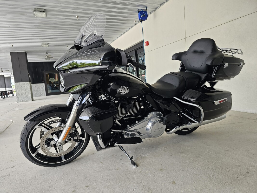 2025 Harley-Davidson Street Glide Ultra - Photo 7