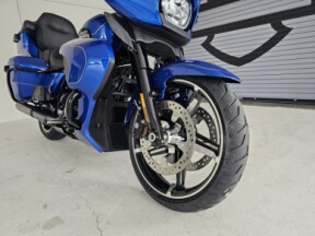 2025 Harley-Davidson<sup>®</sup> Street Glide® Ultra thumb 1