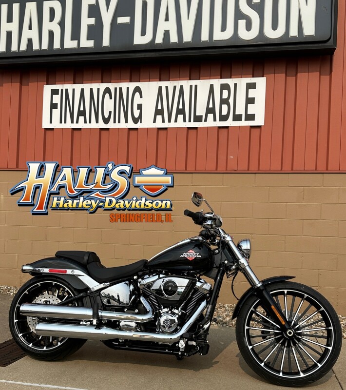 2025 Harley-Davidson<sup>®</sup> Breakout® Midnight Firestorm