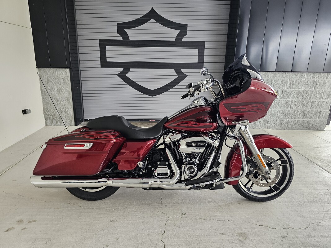2017 Harley-Davidson<sup>®</sup> Road Glide<sup>®</sup> Special