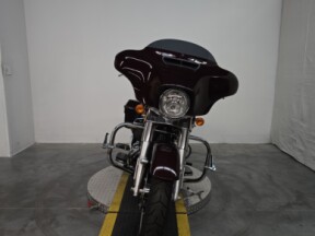 FLHX 2022 Street Glide<sup>®</sup> thumb 3