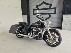 2021 Harley-Davidson<sup>®</sup> Road King<sup>®</sup> thumb 2