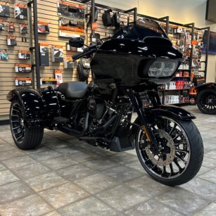2025 FLTRT Road Glide<sup>®</sup> 3 