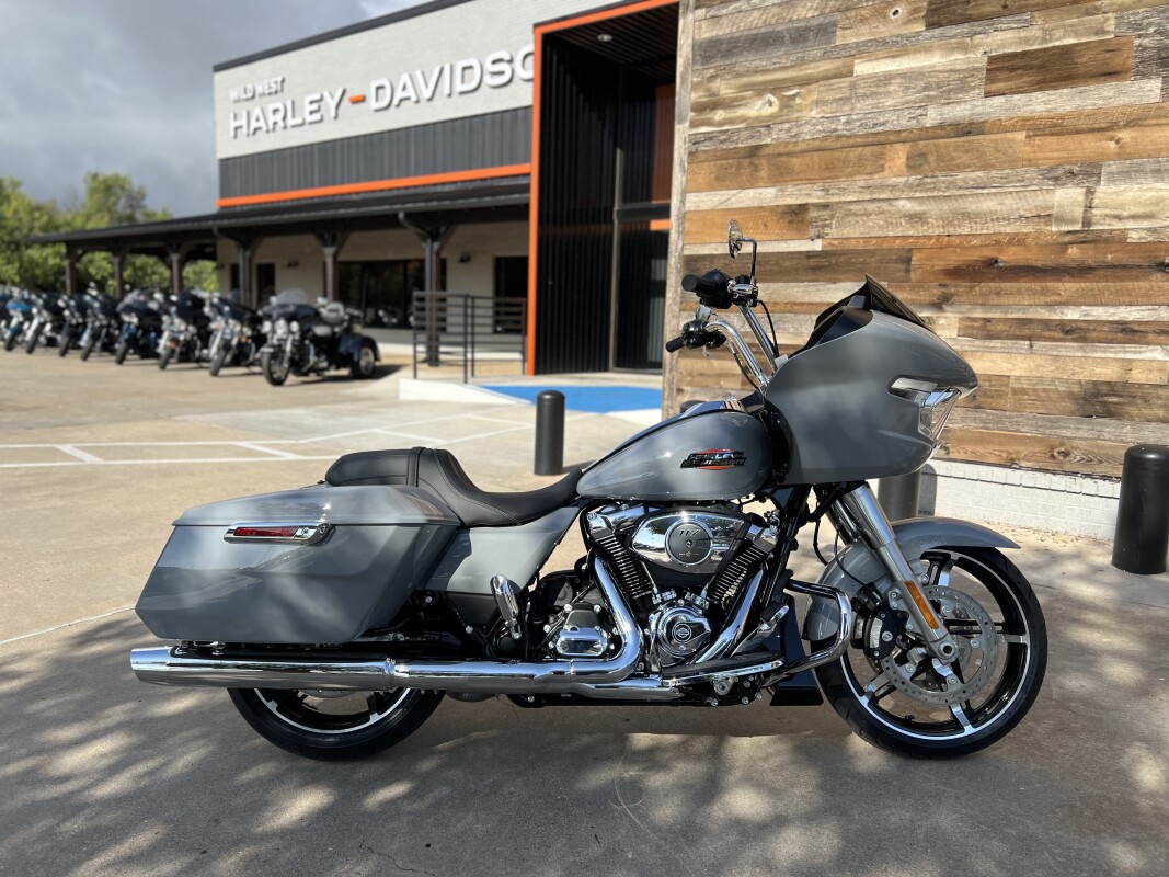 2025 Harley-Davidson Road Glide Billiard Gray