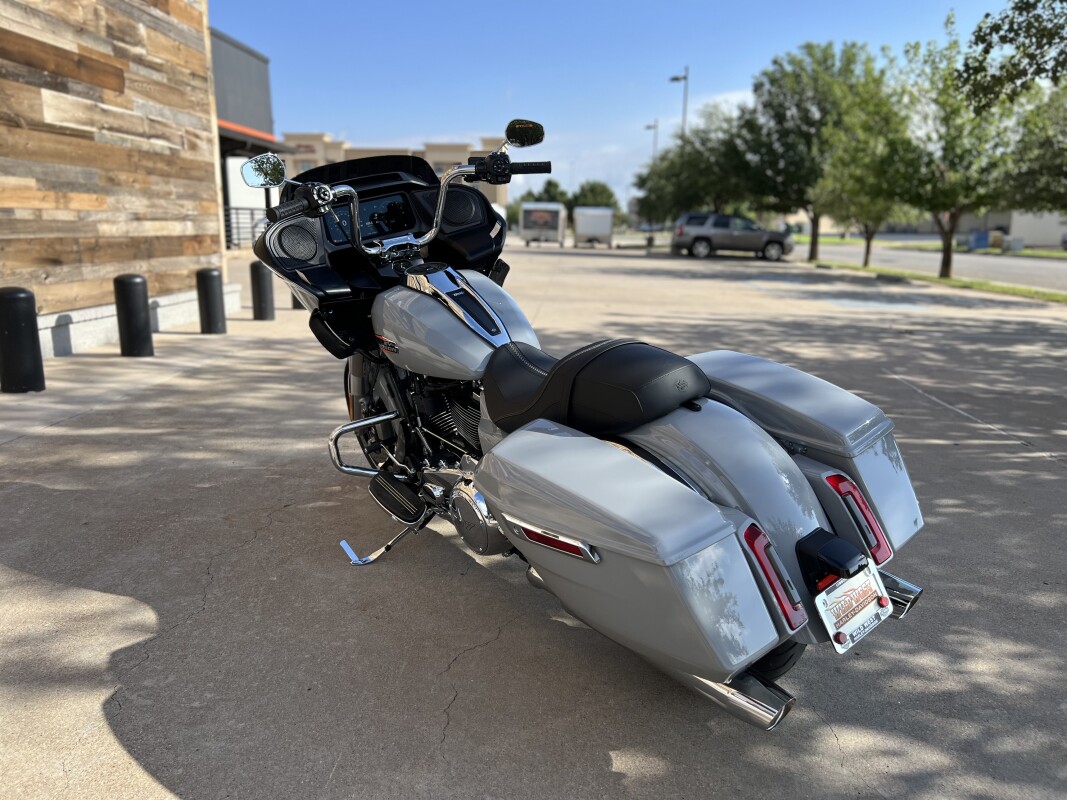 2025 Harley-Davidson Road Glide Billiard Gray - Photo 4