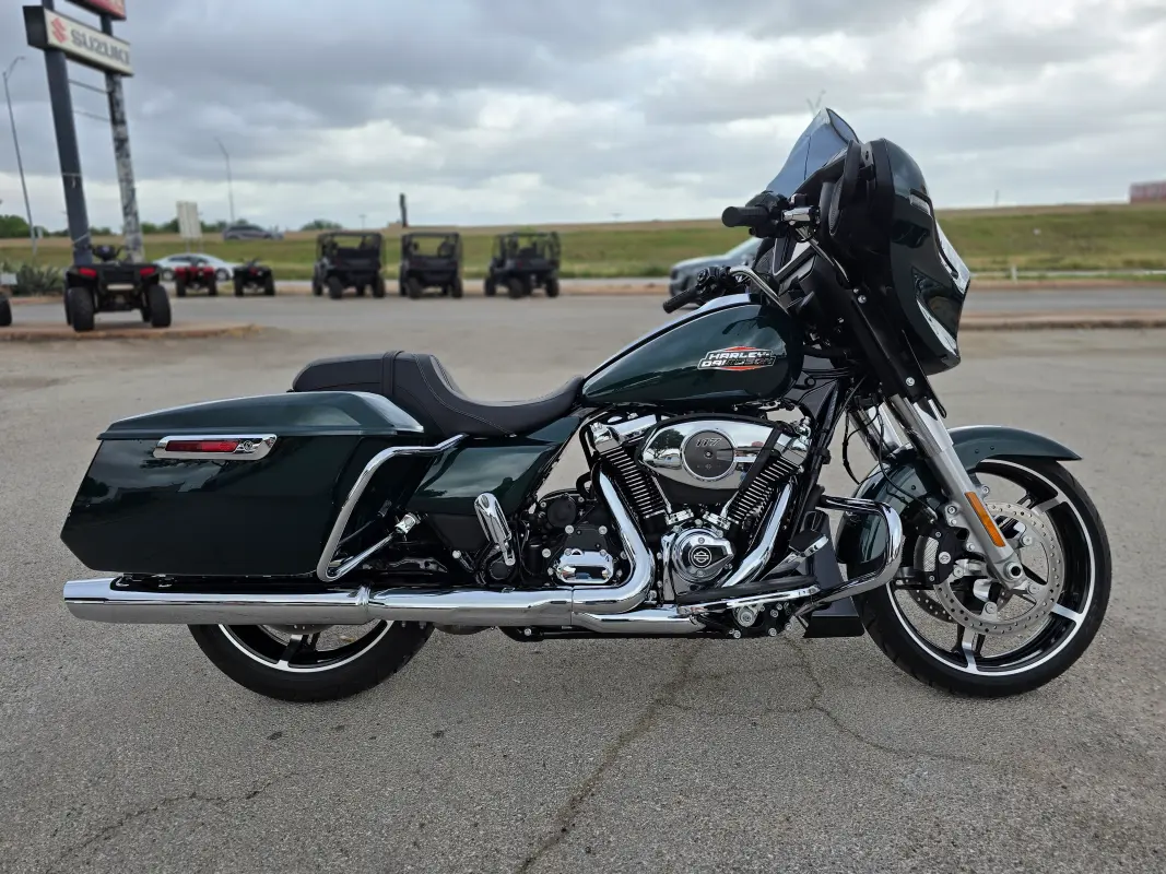 2024 Harley-Davidson Street Glide