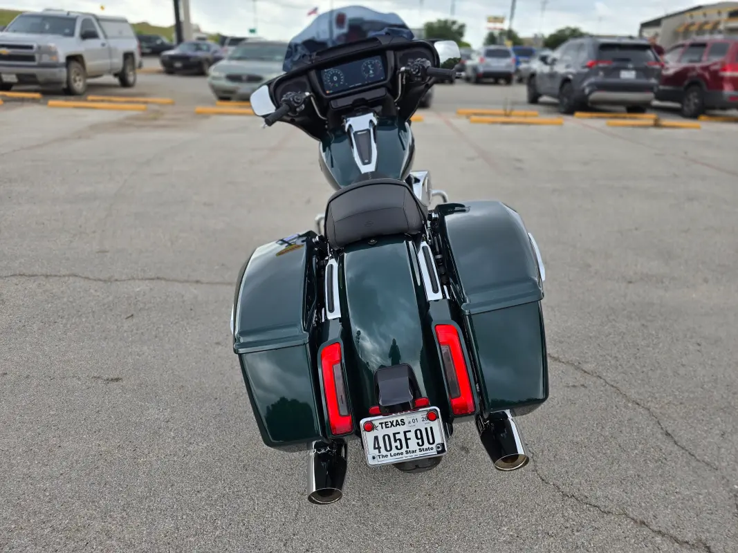 2024 Harley-Davidson Street Glide - Photo 6