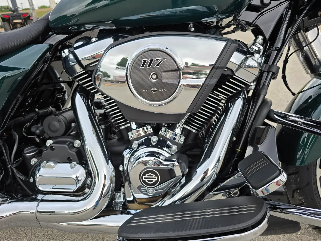 2024 Harley-Davidson Street Glide - Photo 8