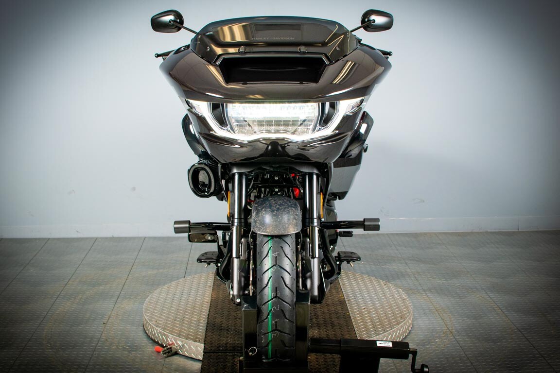 2025 Harley-Davidson CVO Road Glide ST FLTRXSTSE - Photo 3