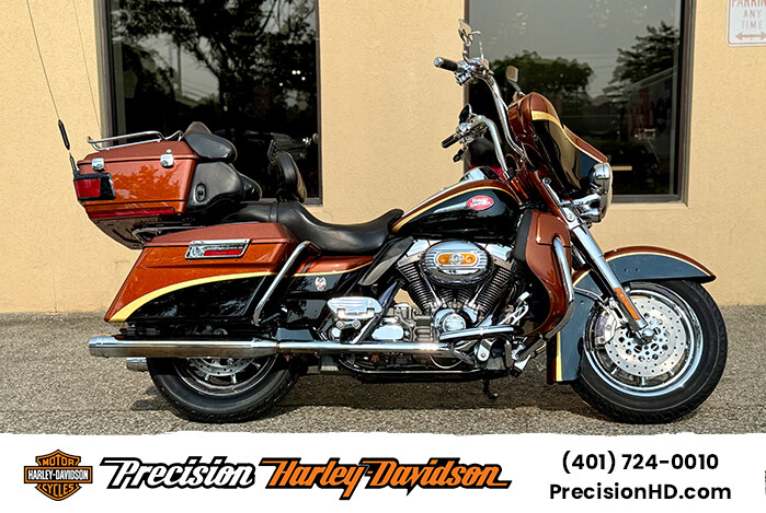 2008 Harley-Davidson Screamin’ Eagle Ultra Classic Electra Glide Anniversary FLHTCUSE