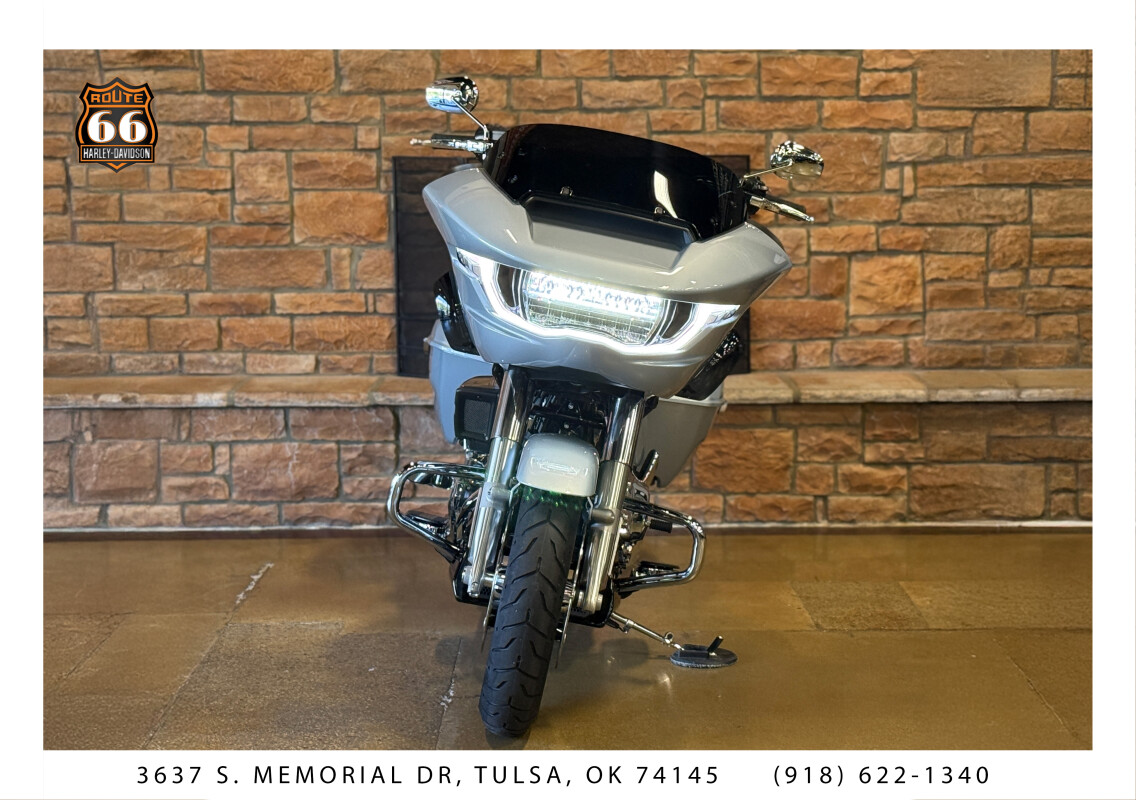 2025 Harley-Davidson Road Glide Atlas Silver Metallic - Photo 2