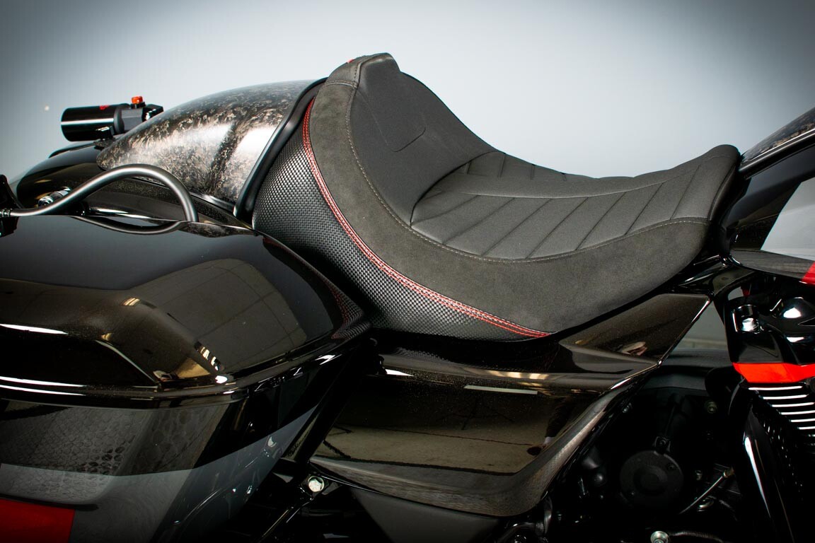 2025 Harley-Davidson CVO Road Glide ST FLTRXSTSE - Photo 9