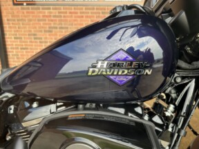 2025 Harley-Davidson Street Glide FLHX thumb 3