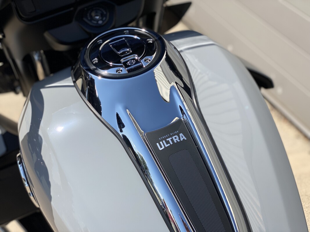 2025 Harley-Davidson Street Glide Ultra Billiard Gray - Photo 9