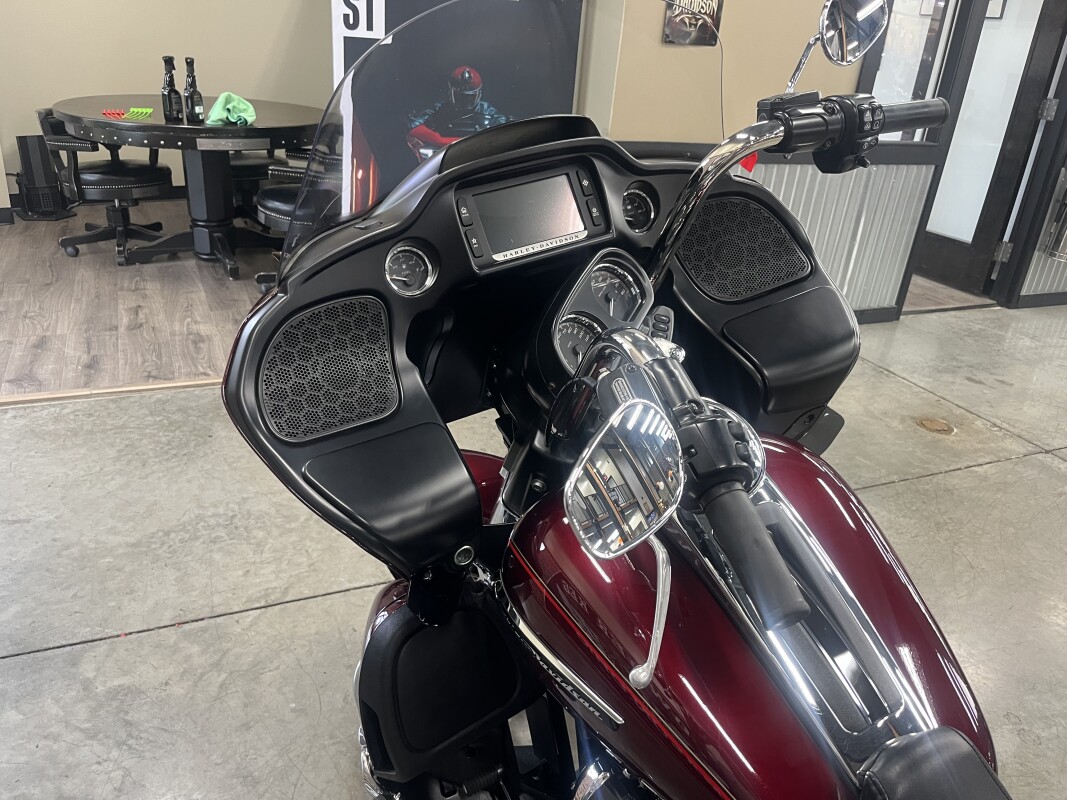 2017 Harley-Davidson Road Glide Ultra FLTRU - Photo 8