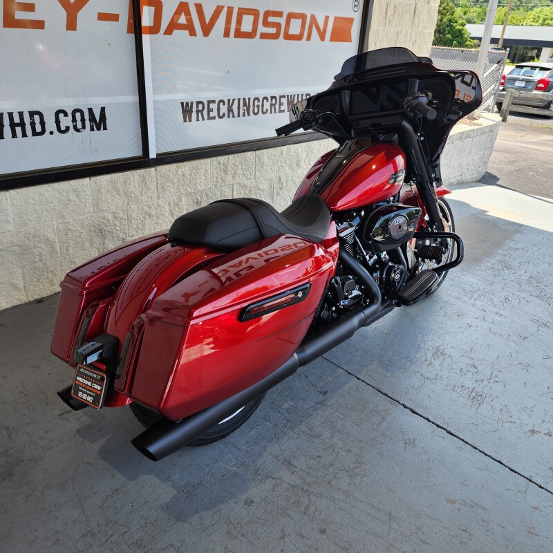 FLHX 2025 Street Glide - Photo 7