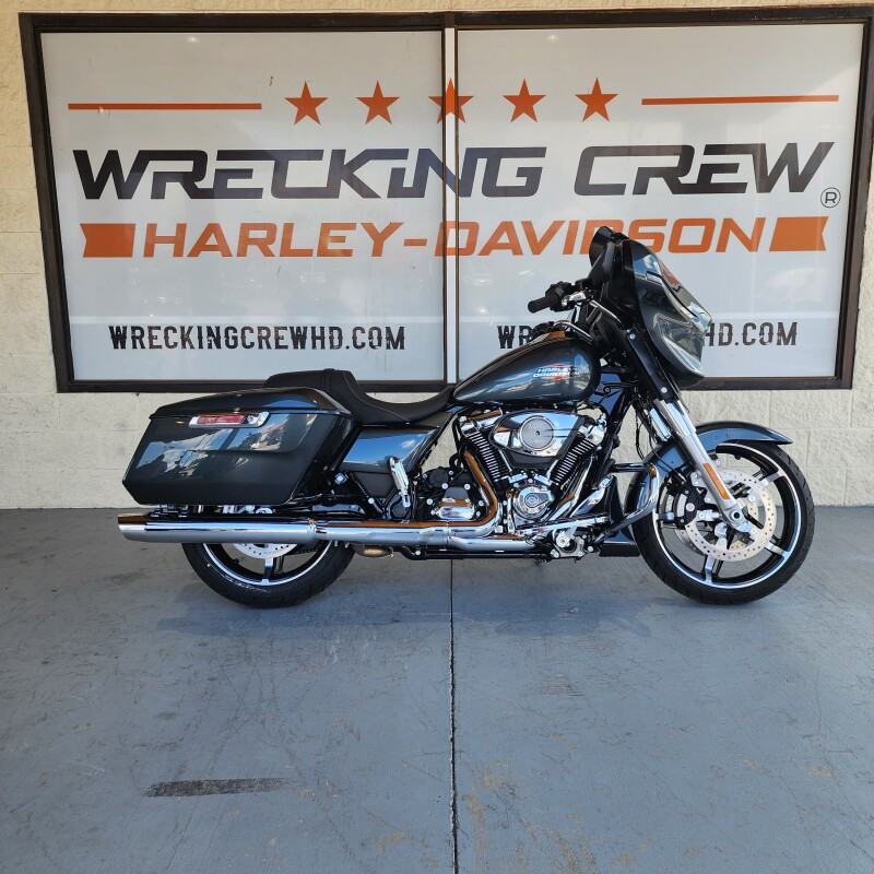 2025 Harley-Davidson Street Glide – FLHX