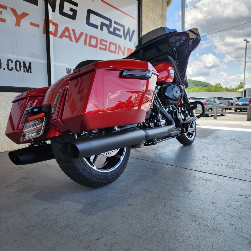 FLHX 2025 Street Glide - Photo 8