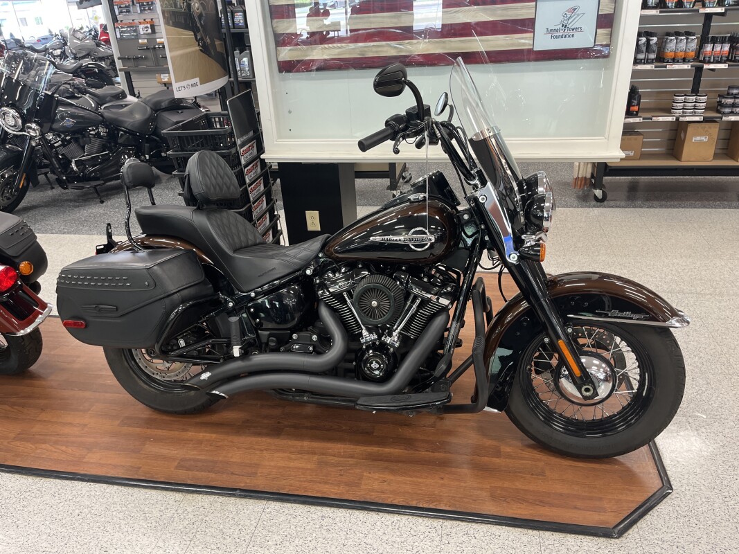 2019 Harley-Davidson Heritage Classic 114 Rawhide