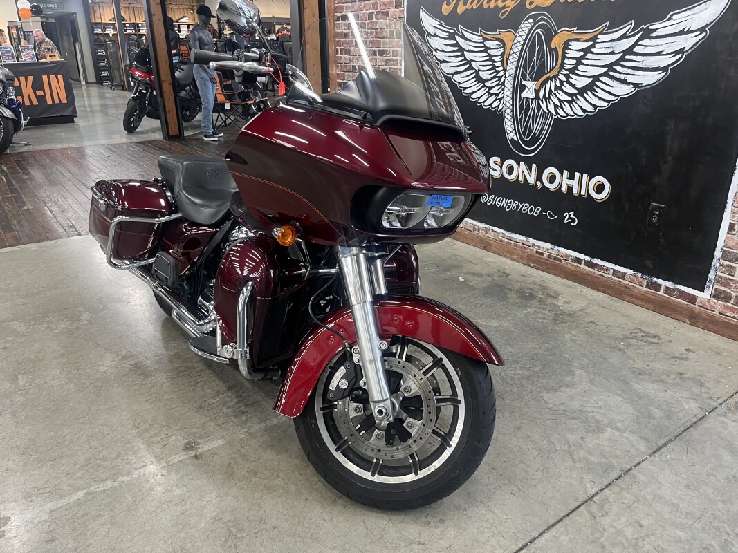 2017 Harley-Davidson Road Glide Ultra FLTRU - Photo 10