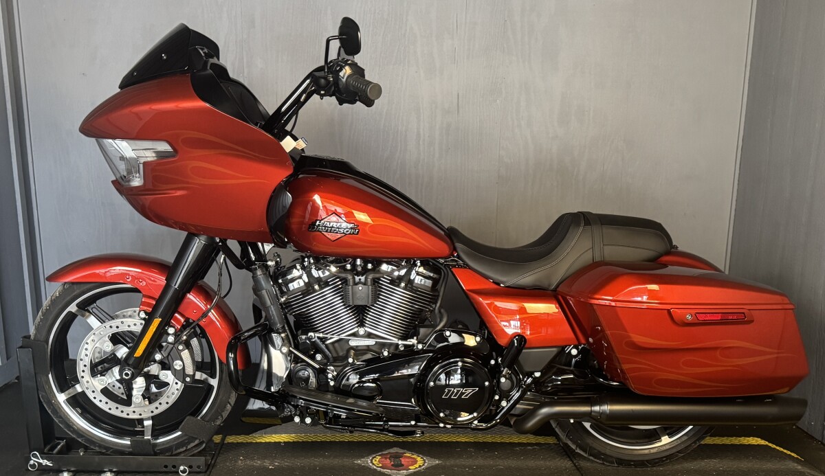2025 Harley-Davidson Road Glide FLTRX WHSKEY FIRE STORM - Photo 3