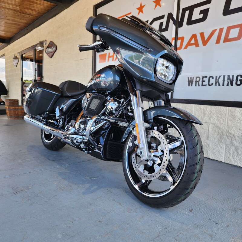 2025 Harley-Davidson Street Glide – FLHX - Photo 5