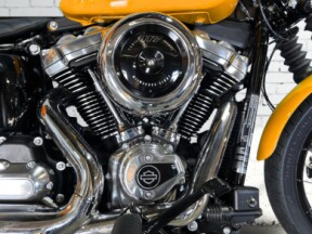 2025 Harley-Davidson<sup>®</sup> Street Bob™ Centerline w/Laced Wheels thumb 1