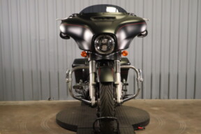 2016 Harley-Davidson® Street Glide® Special FLHXS thumb 1