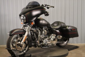 2016 Harley-Davidson® Street Glide® Special FLHXS thumb 0