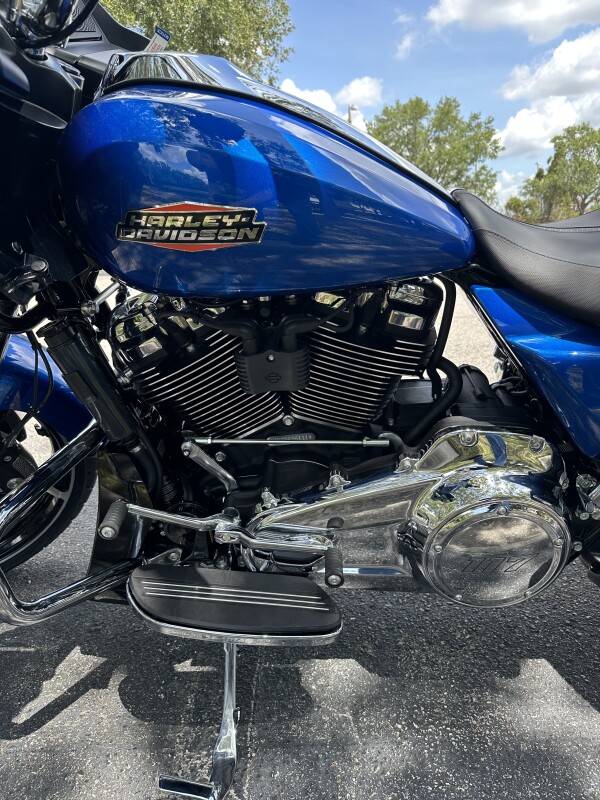 2025 Harley-Davidson Road Glide - Photo 6