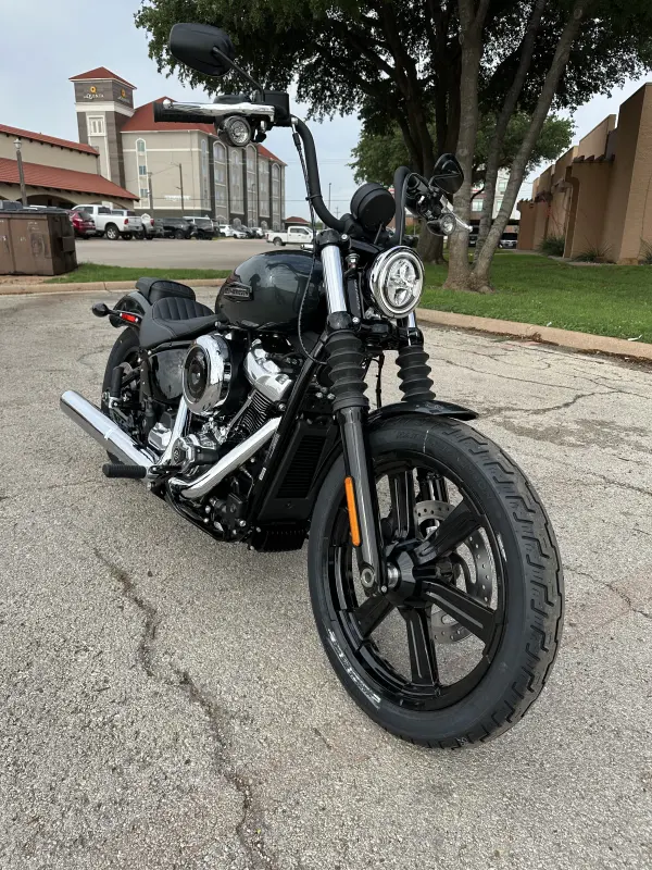 2025 Harley-Davidson Street Bob - Photo 10