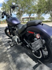2025 Harley-Davidson<sup>®</sup> Street Bob® thumb 0
