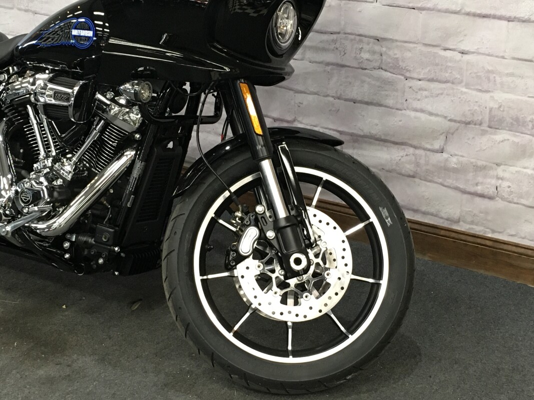 2025 Harley-Davidson Low Rider ST Vivid Black FXLRST - Photo 4