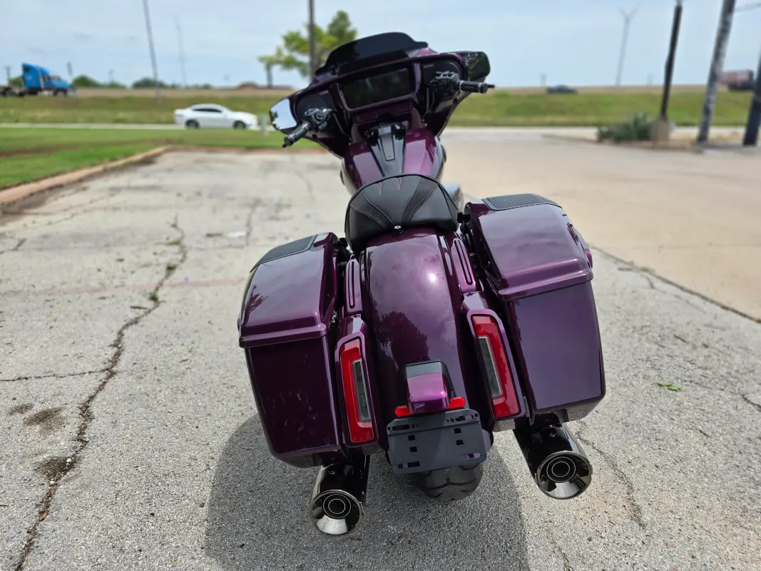 2025 Harley-Davidson CVO Street Glide - Photo 6