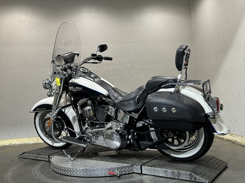 Harley-Davidson Softail Deluxe 103 2012 040677A B WHT/MIDNIGHT W/ PINSTRIPE - Photo 7