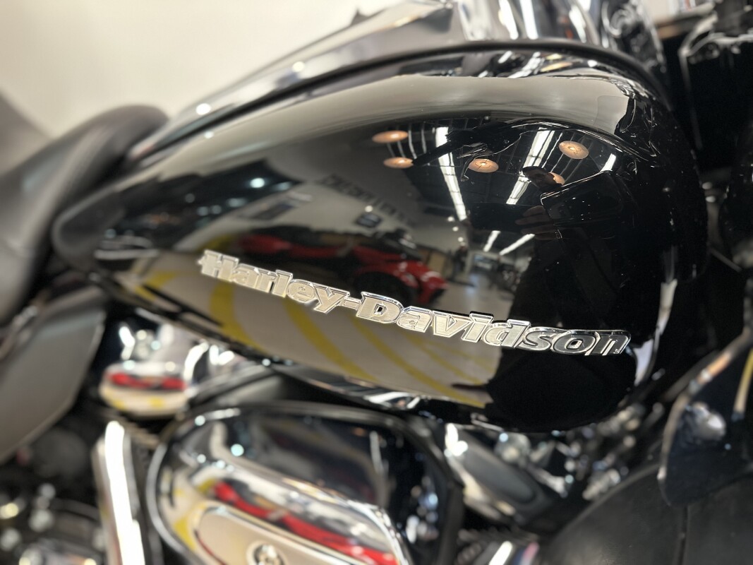 2021 Harley-Davidson Road Glide Limited Vivid Black - Photo 7