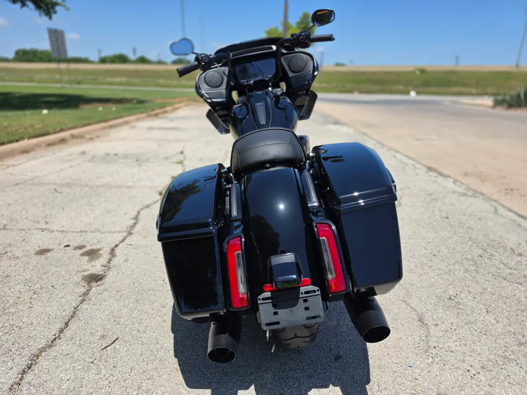 2025 Harley-Davidson Road Glide - Photo 6