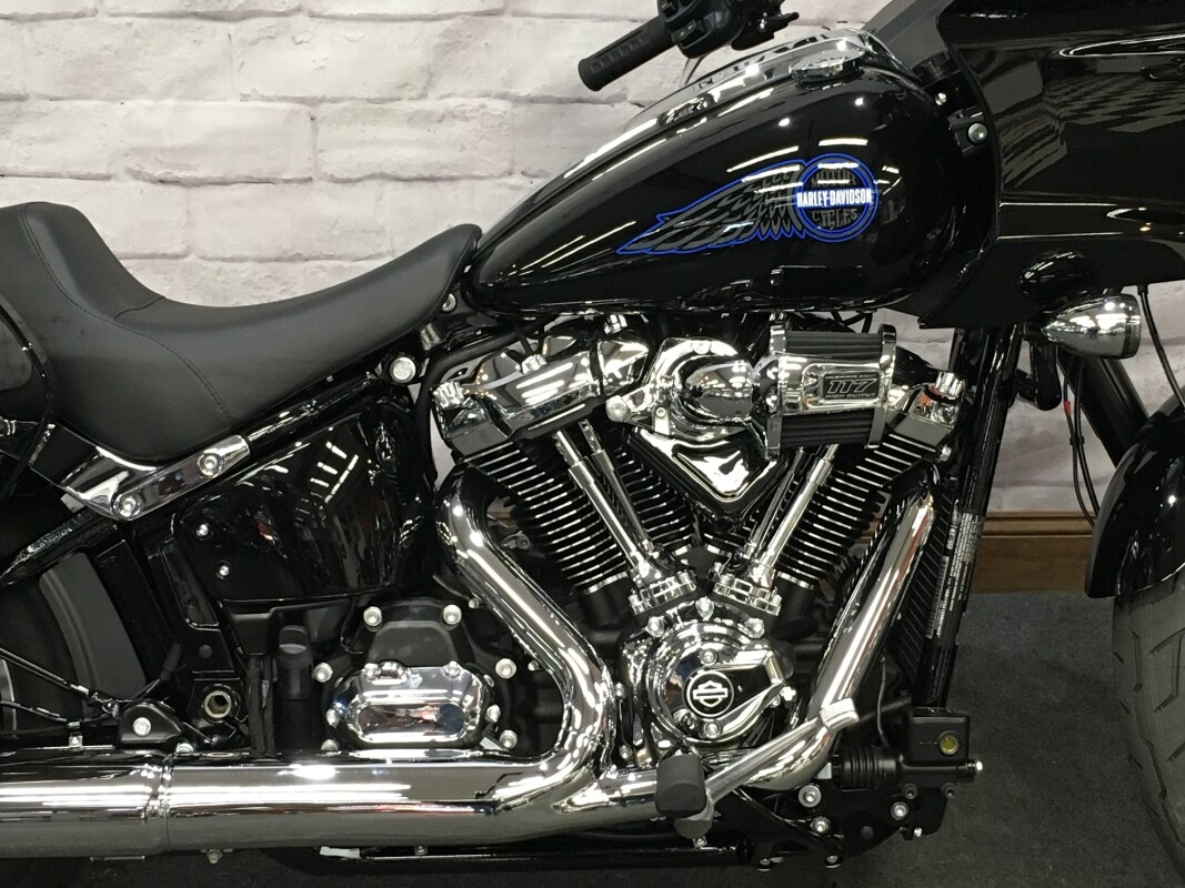 2025 Harley-Davidson Low Rider ST Vivid Black FXLRST - Photo 3