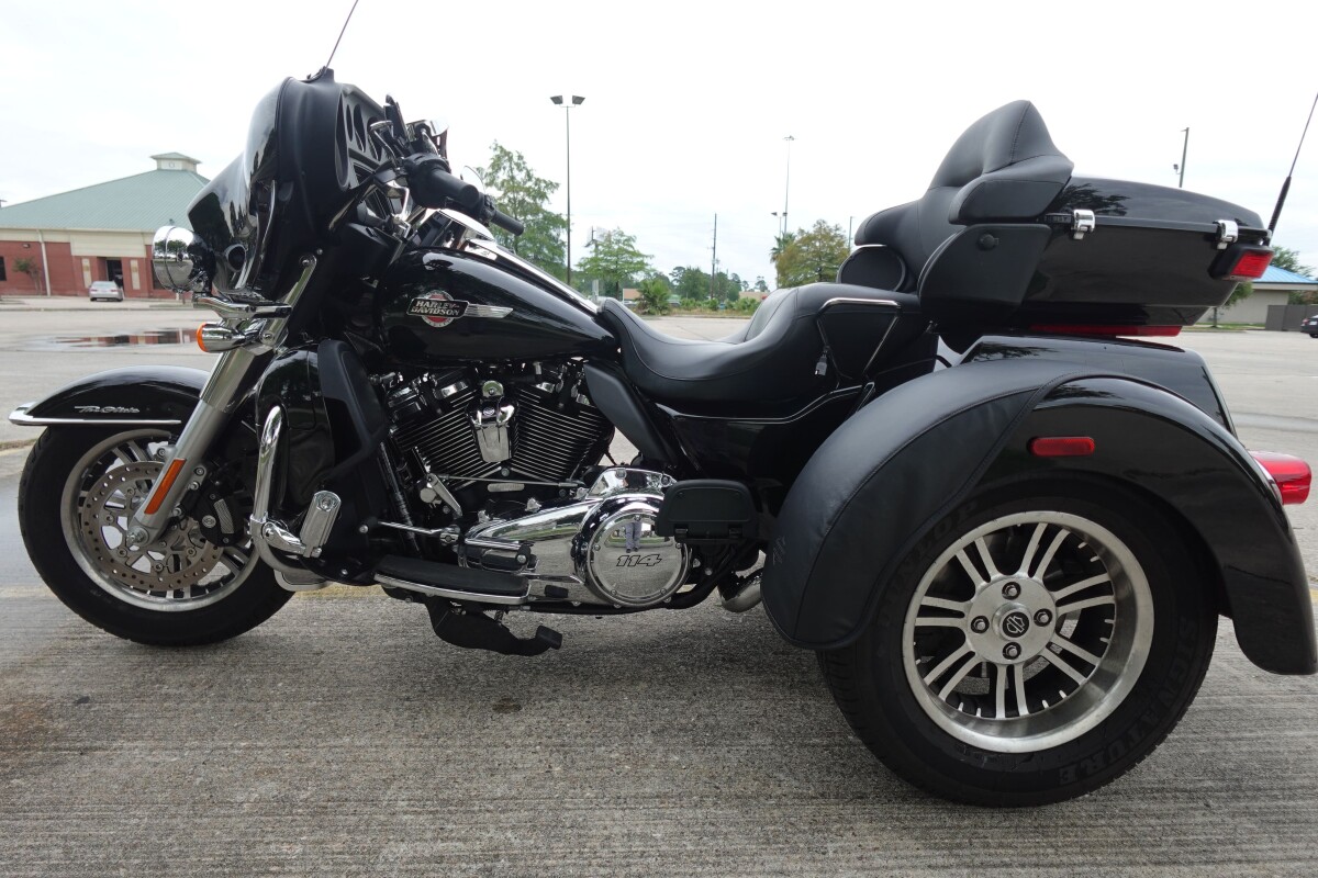 2022 Harley-Davidson Tri Glide Ultra FLHTCUTG - Photo 5